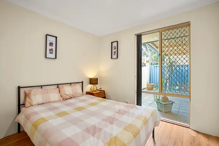 Fifth view of Homely house listing, 2/17 Casilda Place, Cooloongup WA 6168