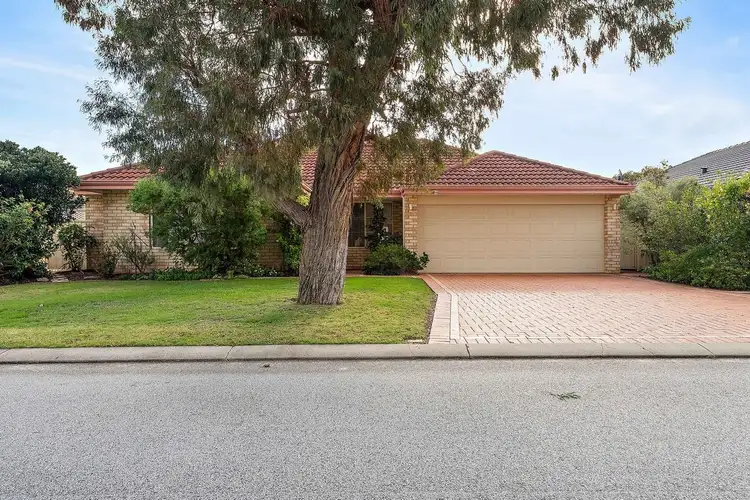 17 Granada Loop, Seville Grove WA 6112