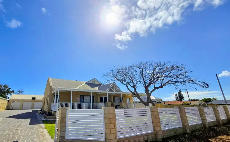 14 Catherine Street, Bluff Point WA 6530