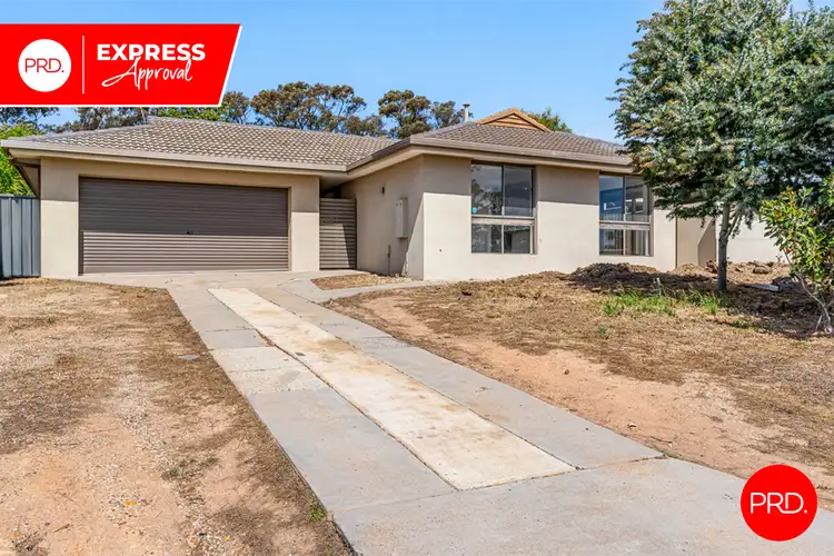 27 Nabilla Cres, Strathdale VIC 3550