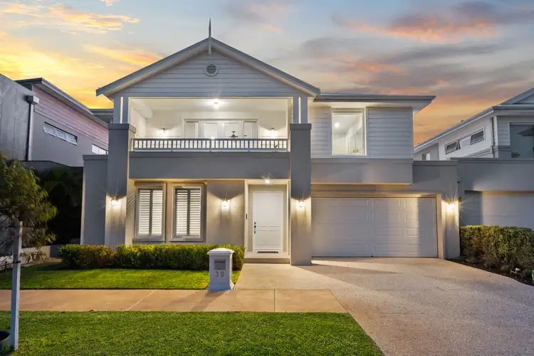 39 Lullworth Terrace, North Coogee WA 6163