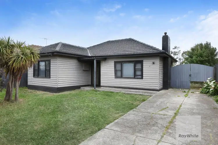 81 Isla Avenue, Glenroy VIC 3046
