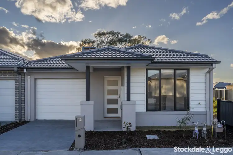 14 Ash Grove, Donnybrook VIC 3064