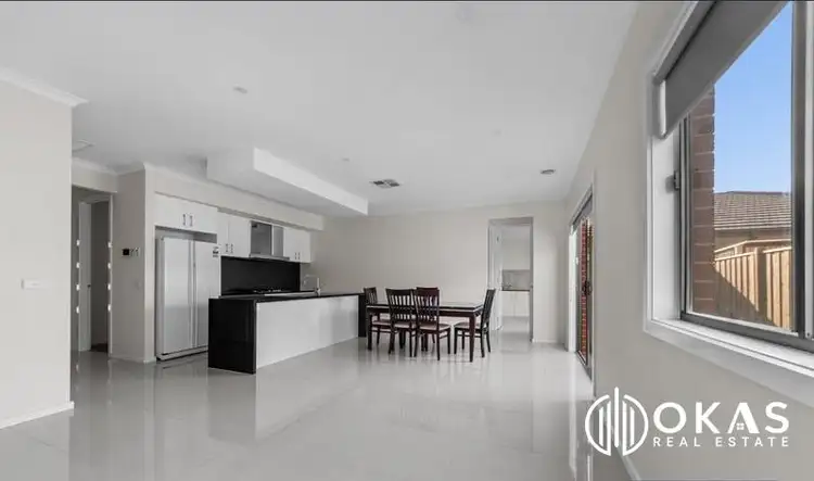 Fifth view of Homely house listing, 4 Peat Avenue, Thornhill Park VIC 3335