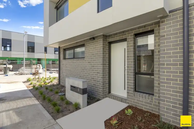 8 Selo Walk, Avondale Heights VIC 3034