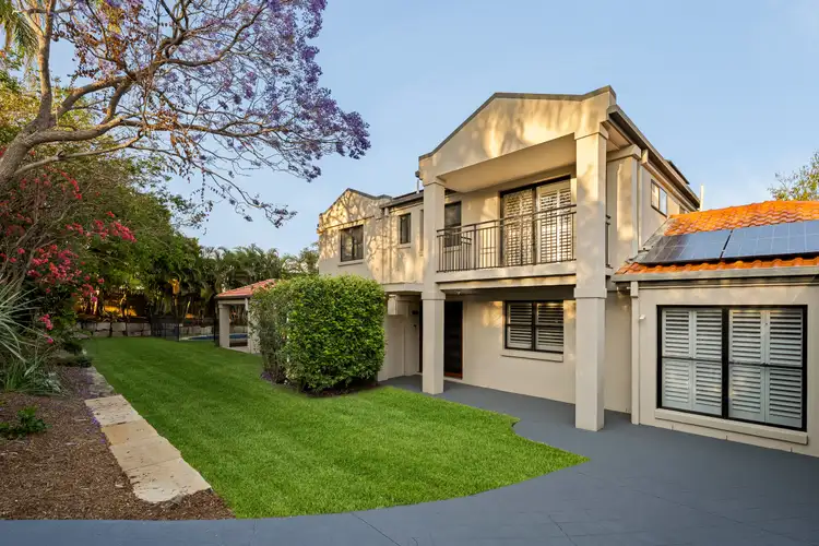 135 Richmond Road, Morningside QLD 4170