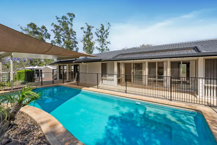 3 Oberon Way, Oxenford QLD 4210
