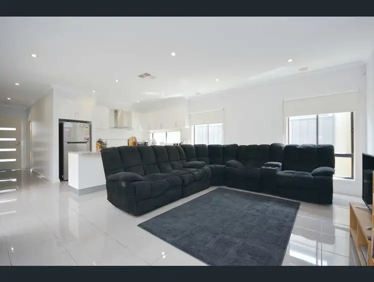 Second view of Homely house listing, 6 Gateshead Street, Craigieburn VIC 3064