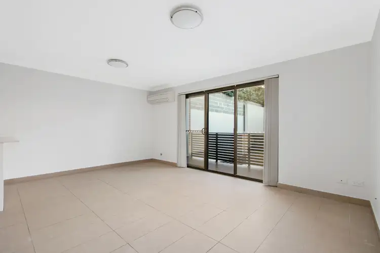 Third view of Homely unit listing, 6/94 Cronulla Street, Hurstville NSW 2220