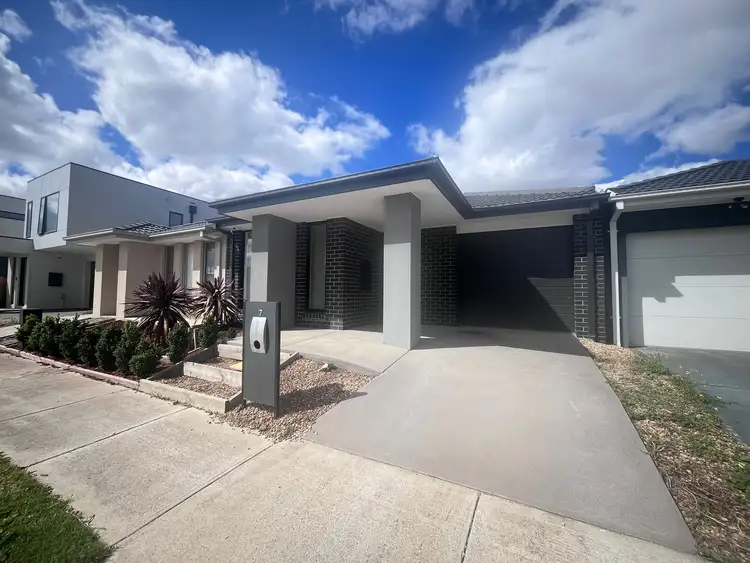 Second view of Homely house listing, 7 Montgomery Drive, Truganina VIC 3029