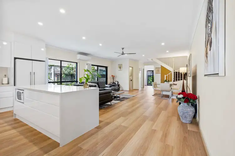 Sixth view of Homely semi-detached listing, 1/6 Crombie Avenue, Bundall QLD 4217