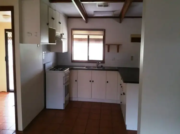 19 WILAROO STREET, Roxby Downs SA 5725