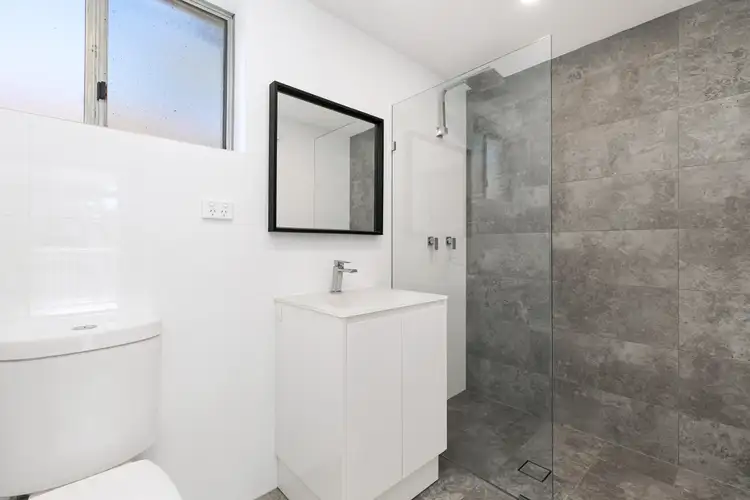 Fifth view of Homely apartment listing, 4/26 Burke Road, Cronulla NSW 2230