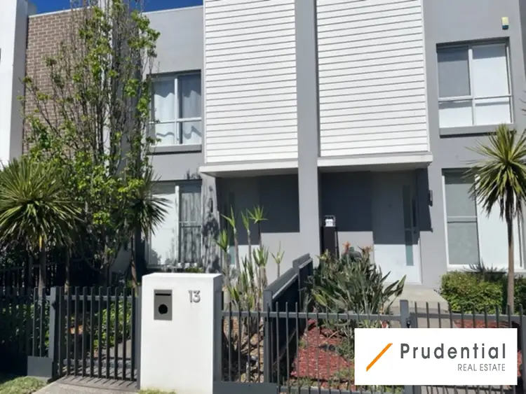 13 Mirbelia Street, Denham Court NSW 2565