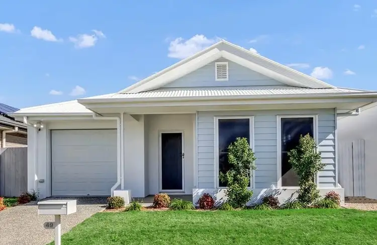 49 Byron Avenue, Newport QLD 4020