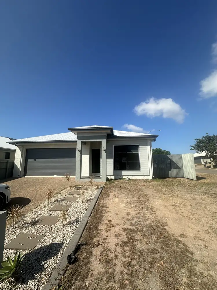 65 Mesa Circuit, Cosgrove QLD 4818