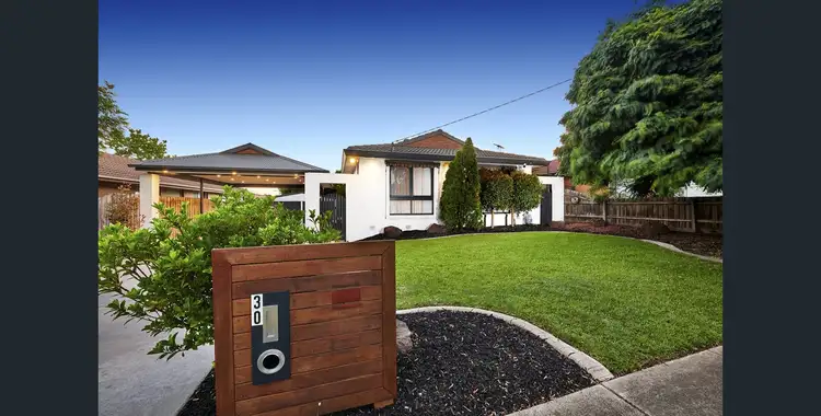 30 Folkstone Crescent, Ferntree Gully VIC 3156
