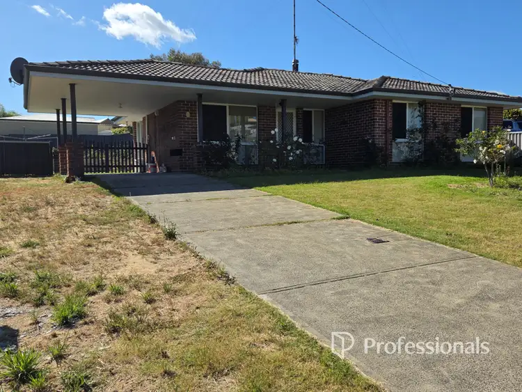 33 Wakefield Crescent, Australind WA 6233