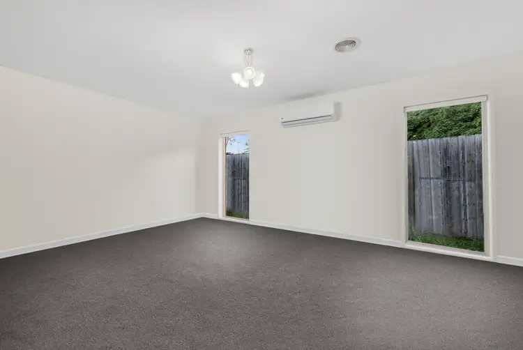 Sixth view of Homely townhouse listing, 2/9 Windoo Street, Frankston North VIC 3200