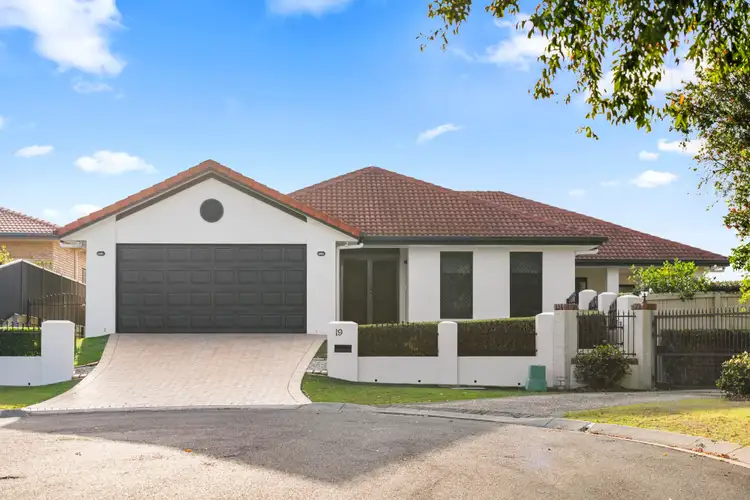 19 Polaris Place, Bridgeman Downs QLD 4035