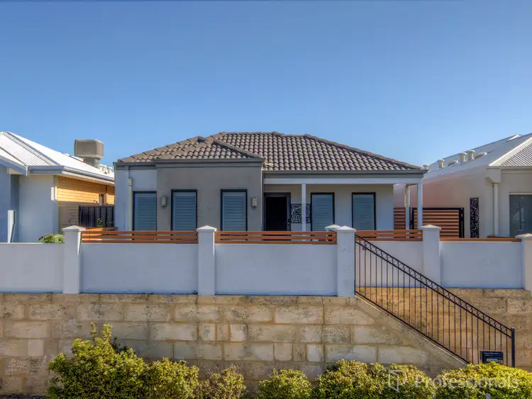 19 Ladywell Crescent