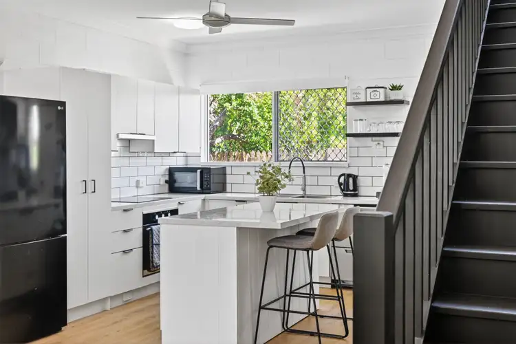 3/34 Park Lane, Hyde Park QLD 4812