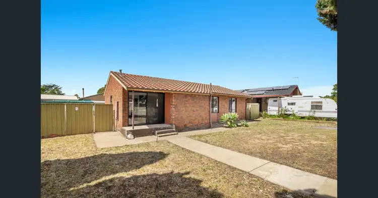 1 Cecilia Road, Christie Downs SA 5164