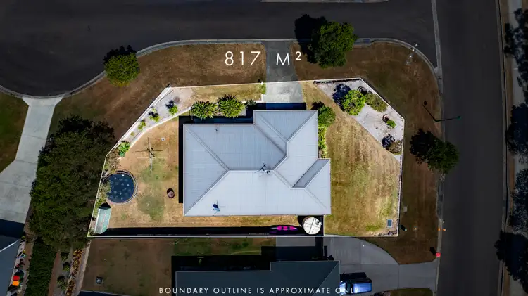 Second view of Homely house listing, 1 Waratah Place, Southside QLD 4570