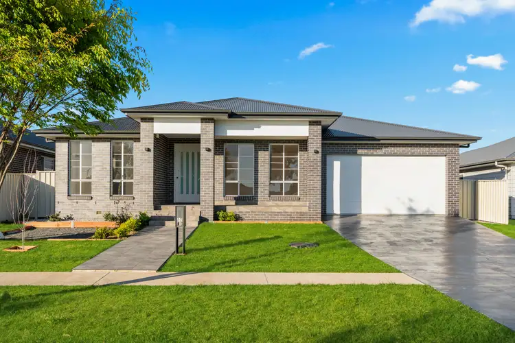 Main view of Homely house listing, 17 Quiberon Way, Goulburn NSW 2580