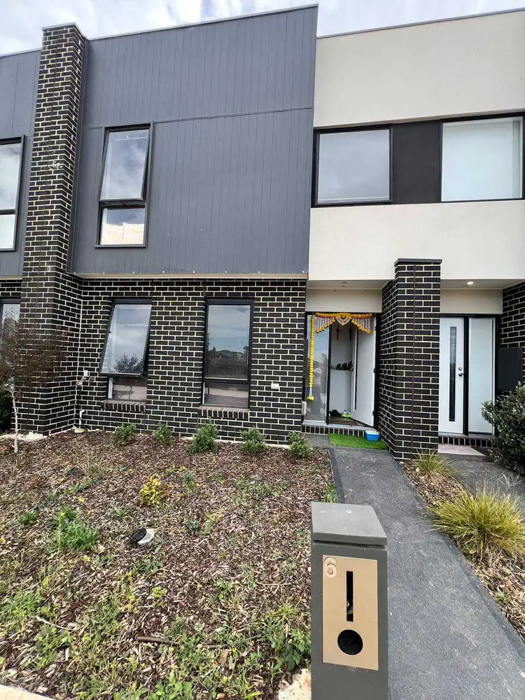 6 Helwani Walk, Truganina VIC 3029