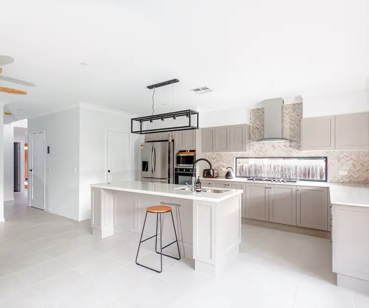 10W3 GRA, Graceville QLD 4075