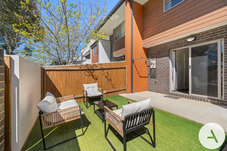 21/8 Henry Kendall St, Franklin ACT 2913