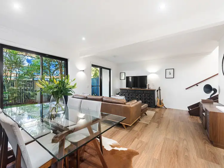 2/73 Oxlade Drive, New Farm QLD 4005
