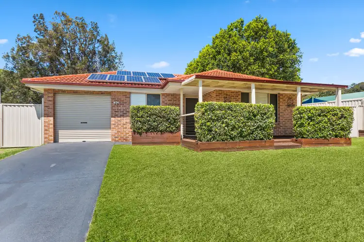 6 Yarra Close, Albion Park NSW 2527