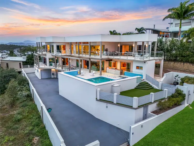 29 Britomart Street, Bushland Beach QLD 4818