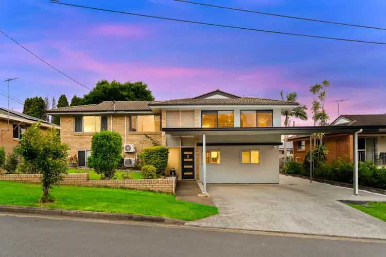 8 Shirland Street, Macgregor QLD 4109