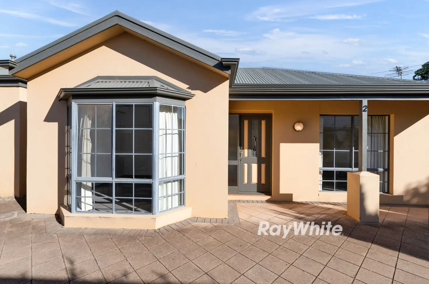 Main view of Homely townhouse listing, 2/182 Tenth Street, Mildura VIC 3500