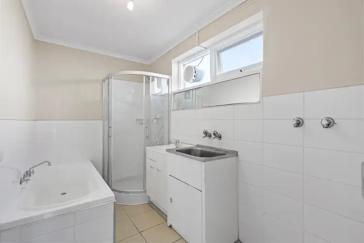 Third view of Homely unit listing, 2/7 Weymar Street, Cheltenham VIC 3192