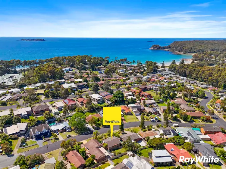 12 Johnson Place, Surf Beach NSW 2536