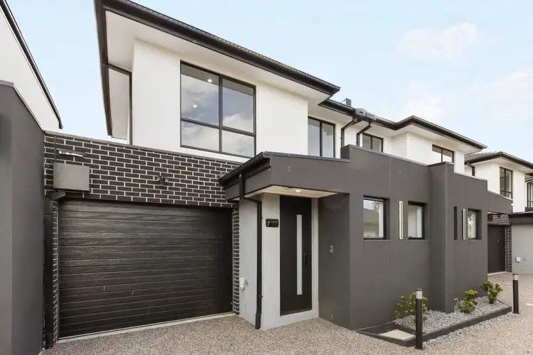 2/40 Windham Street, Wallan VIC 3756