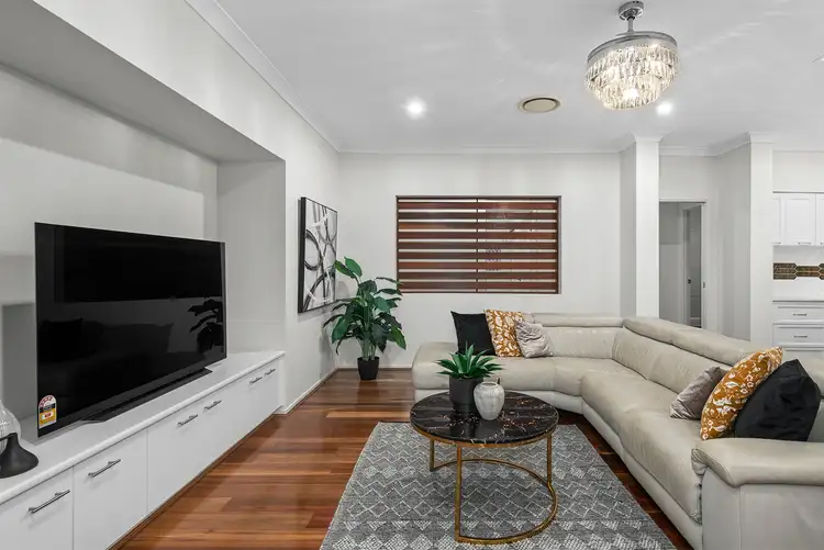 Sixth view of Homely house listing, 5 Silverbirch Place, Bridgeman Downs QLD 4035