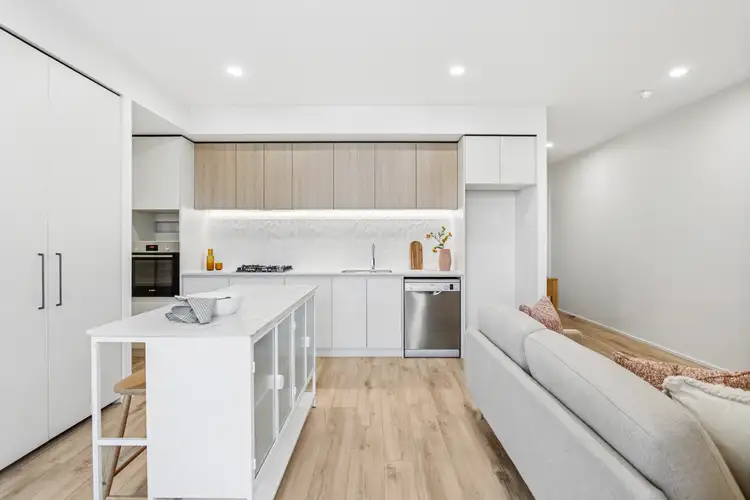 1711/6 Penaluna Place, Adelaide SA 5000