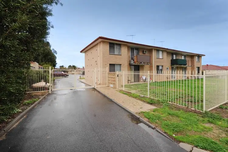 2/11 Hamilton Street, Osborne Park WA 6017