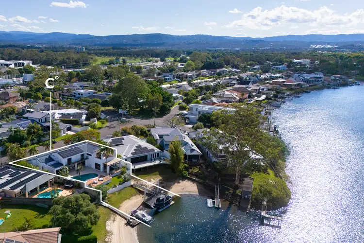 8 River Crescent, Broadbeach Waters QLD 4218