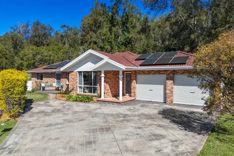 10 Booragal Close
