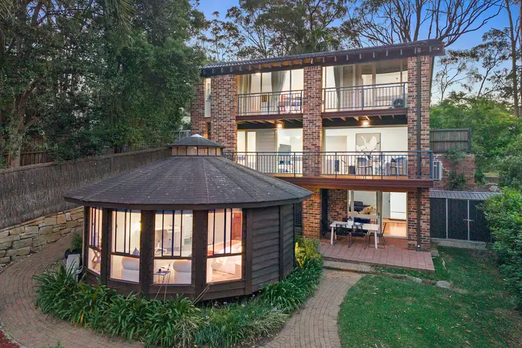 52 Kedumba Crescent, Turramurra NSW 2074