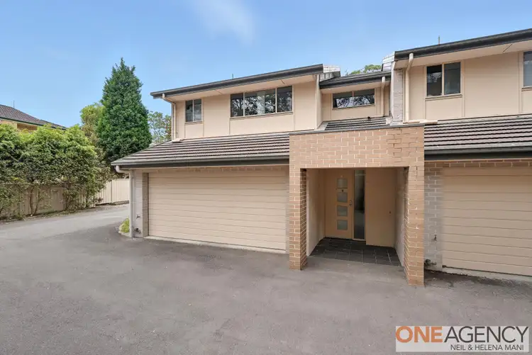 4/20A Kinarra Avenue, Wyoming NSW 2250