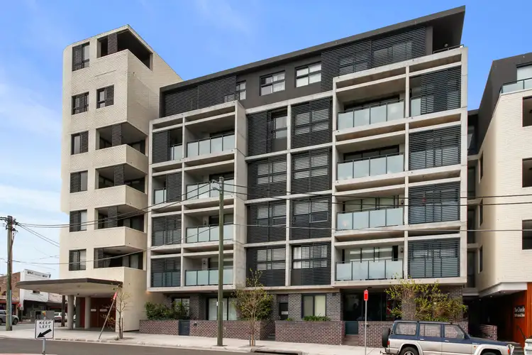 204/165 Frederick Street