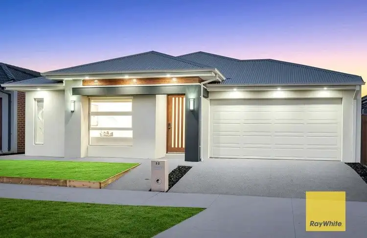 Second view of Homely house listing, 32 Hallinan Street, Tarneit VIC 3029
