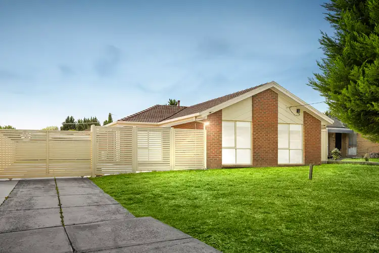 3 Canungra Close, Hampton Park VIC 3976